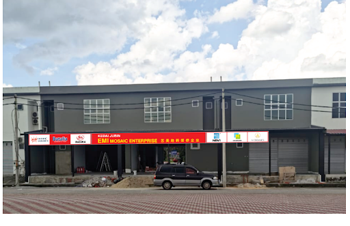 emi store kota tinggi