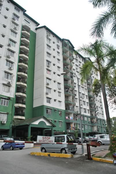 Seri Indah Baru: Pemandangan Taman Moden dengan Reka Bentuk Minimalis